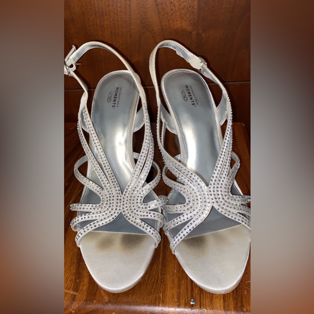 Unforgettable Moments Women’s Harmony Bridal Silver wedges